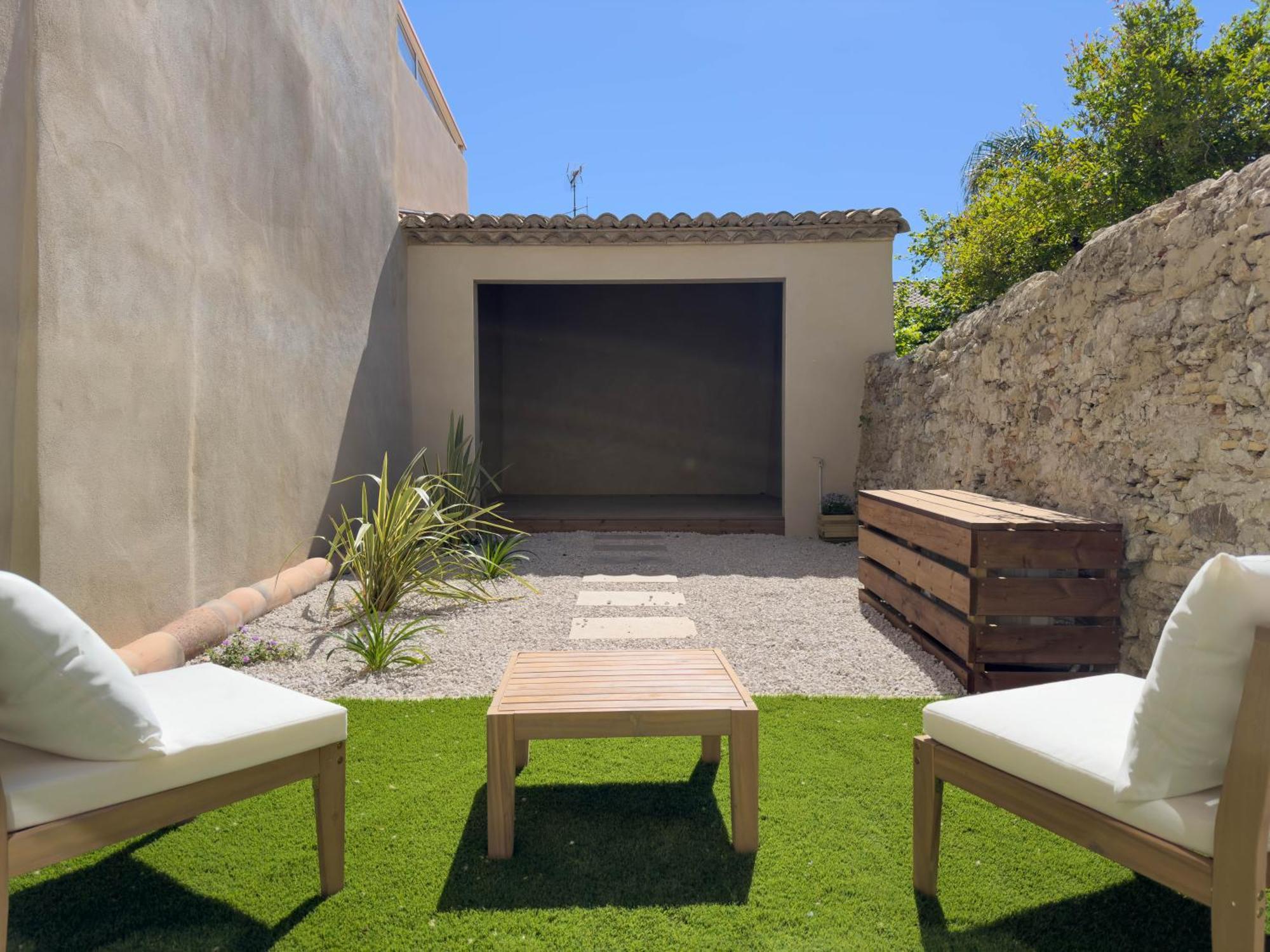 Les Suites Du 13 Aigues-Mortes Exterior foto